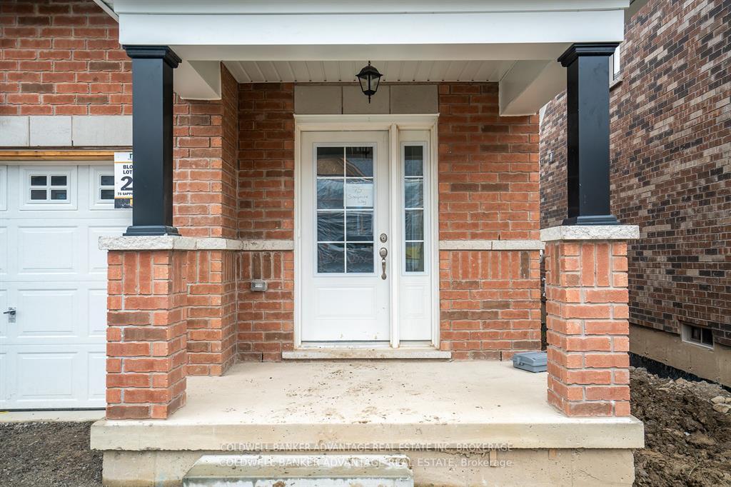 Photo 3 of 75 Sapphire Way, Thorold, Rolling Meadows — HOMEH