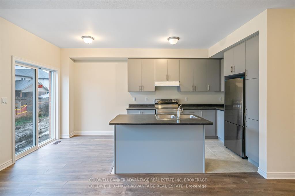 Photo 9 of 75 Sapphire Way, Thorold, Rolling Meadows — HOMEH