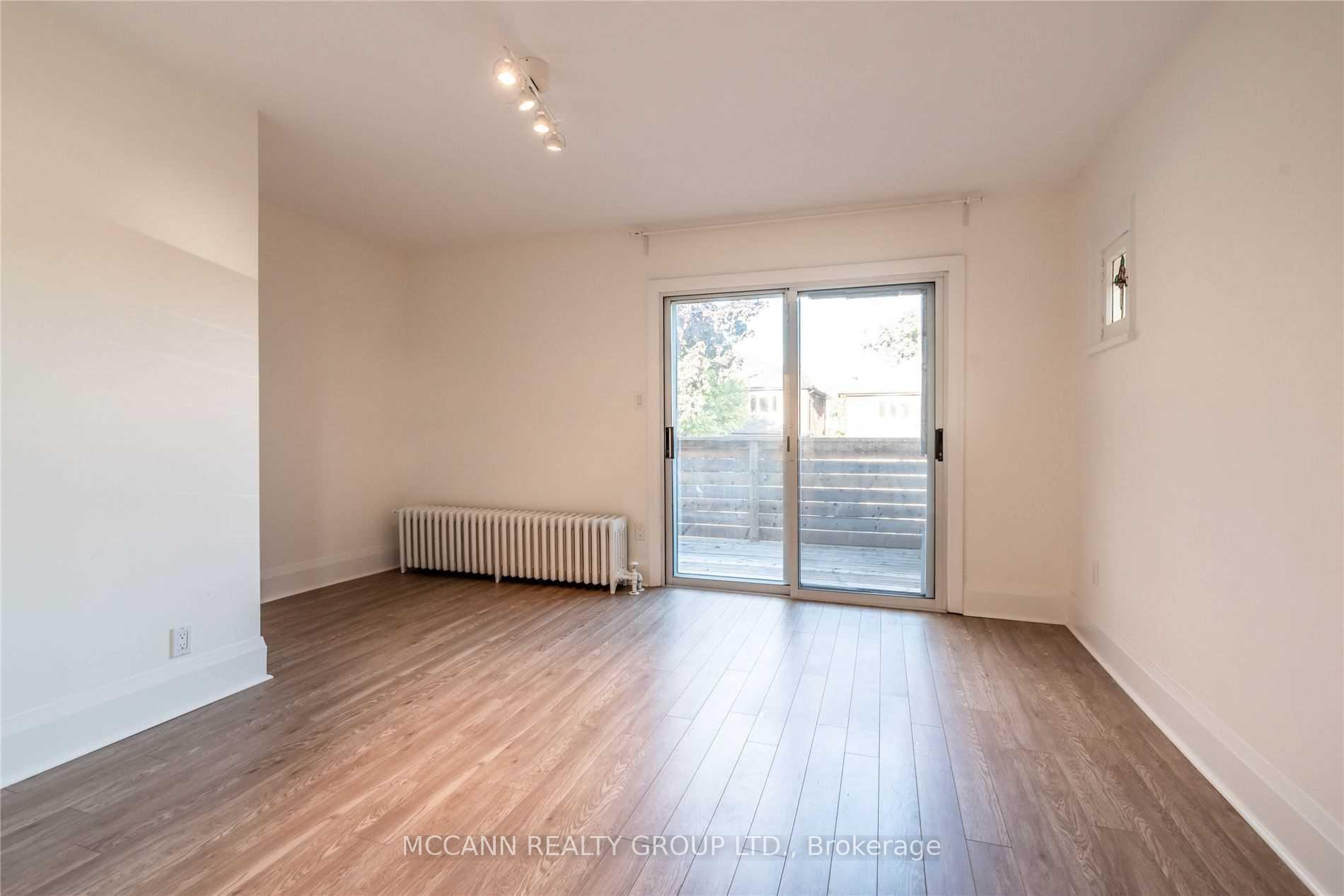 Photo 5 of Unit 2nd Fl, 178 Atlas Avenue, Toronto, Oakwood Village — HOMEH