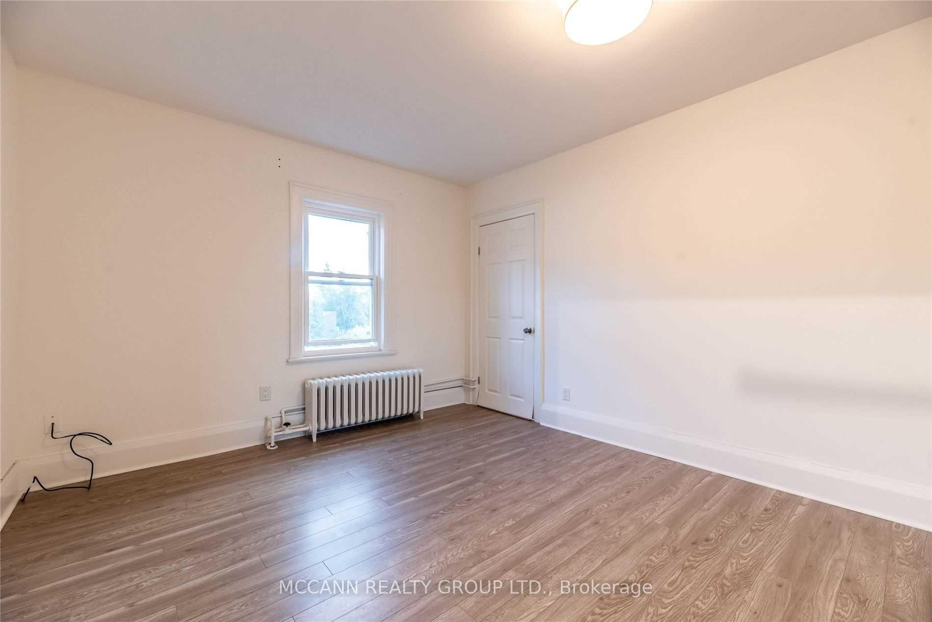 Photo 8 of Unit 2nd Fl, 178 Atlas Avenue, Toronto, Oakwood Village — HOMEH
