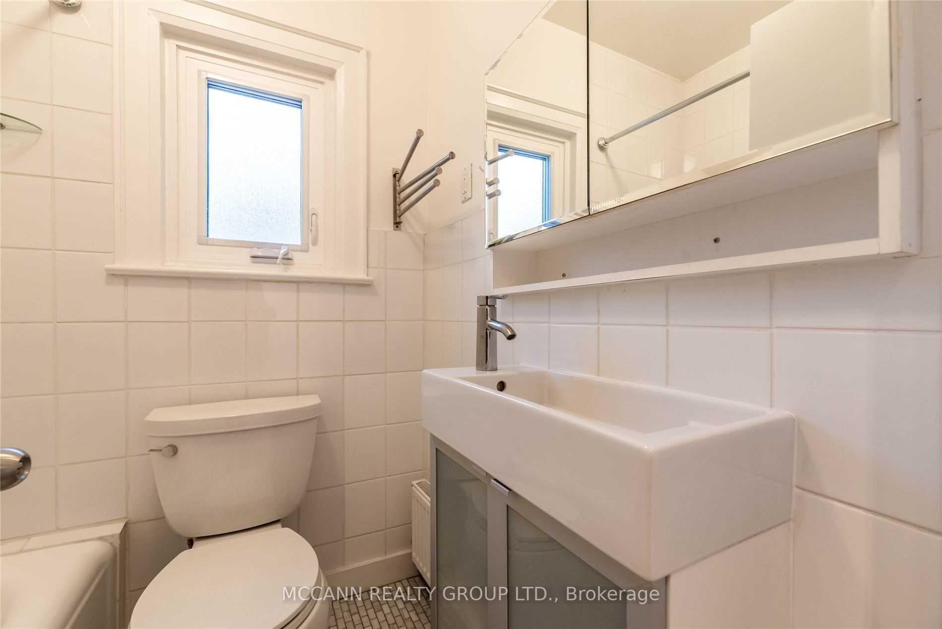 Photo 9 of Unit 2nd Fl, 178 Atlas Avenue, Toronto, Oakwood Village — HOMEH
