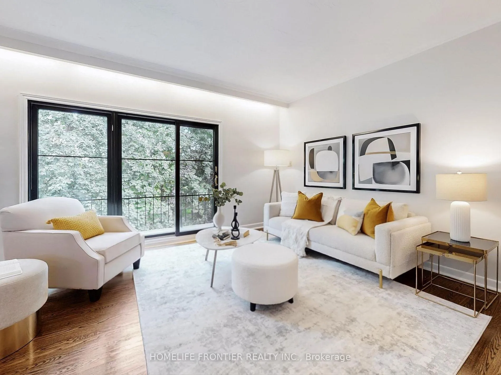 Photo 4 of Unit Upper, 52 Landfair Crescent, Scarborough, Woburn — HOMEH