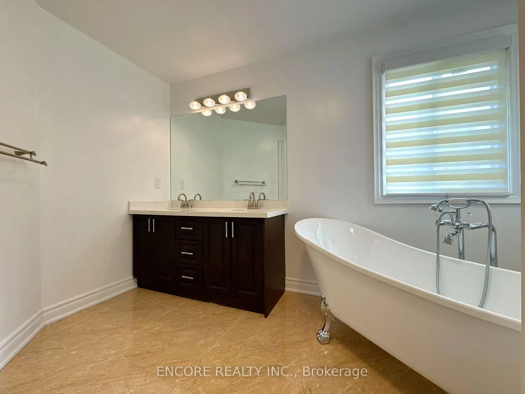 Photo 21 of 122 Lyndhurst Drive, Markham, Thornlea — HOMEH