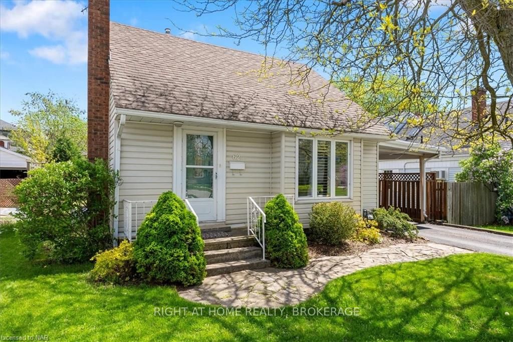 Photo 1 of 62 Whyte Avenue N, Thorold, Thorold Downtown — HOMEH