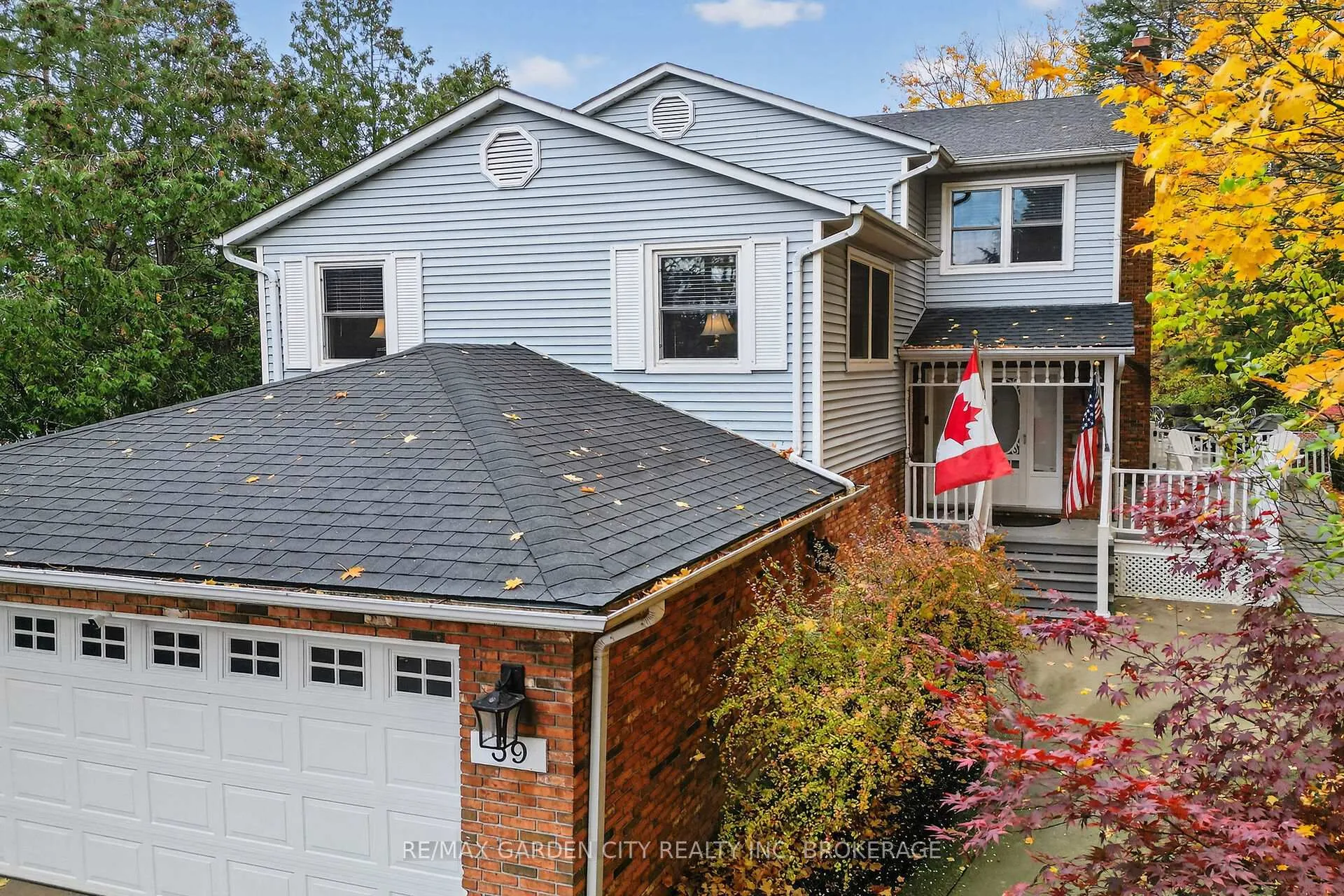 Photo 2 of 39 Orchard Parkway, Grimsby, Grimsby East — HOMEH