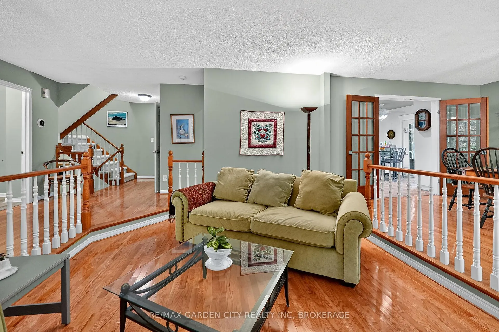 Photo 7 of 39 Orchard Parkway, Grimsby, Grimsby East — HOMEH