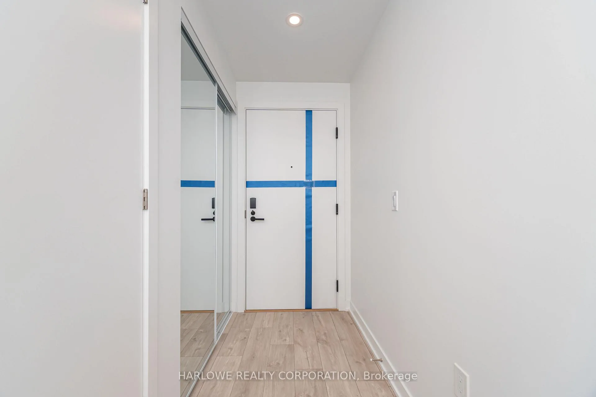 Photo 5 of Unit 303, 720 Whitlock Avenue, Milton, Cobban — HOMEH
