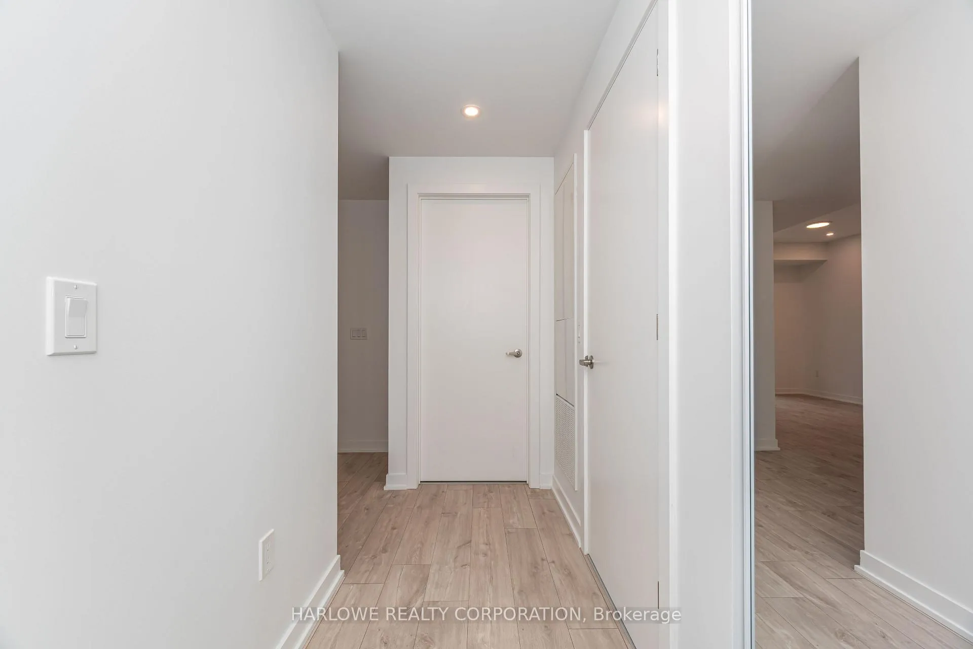Photo 6 of Unit 303, 720 Whitlock Avenue, Milton, Cobban — HOMEH