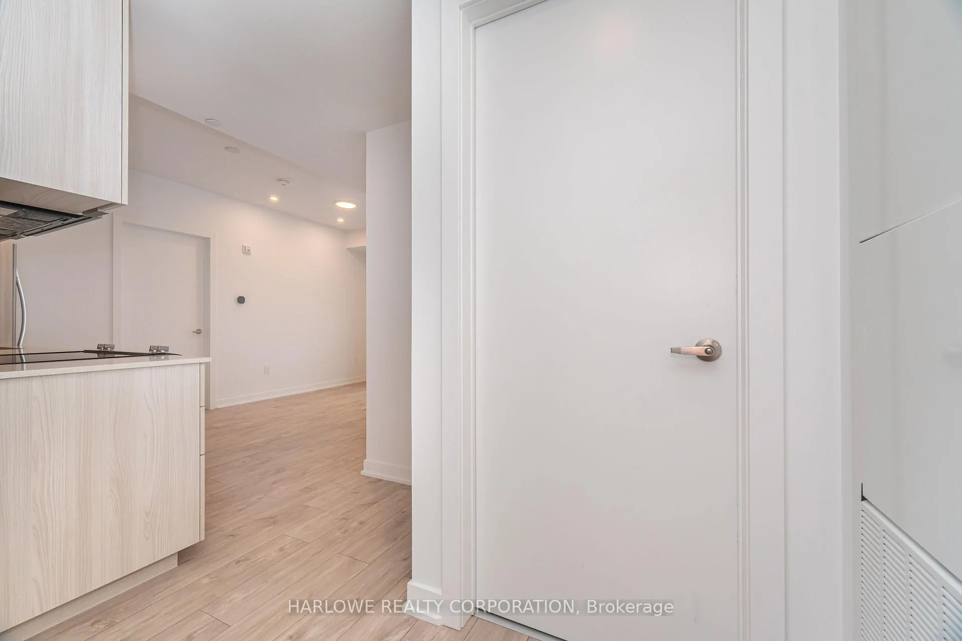 Photo 8 of Unit 303, 720 Whitlock Avenue, Milton, Cobban — HOMEH