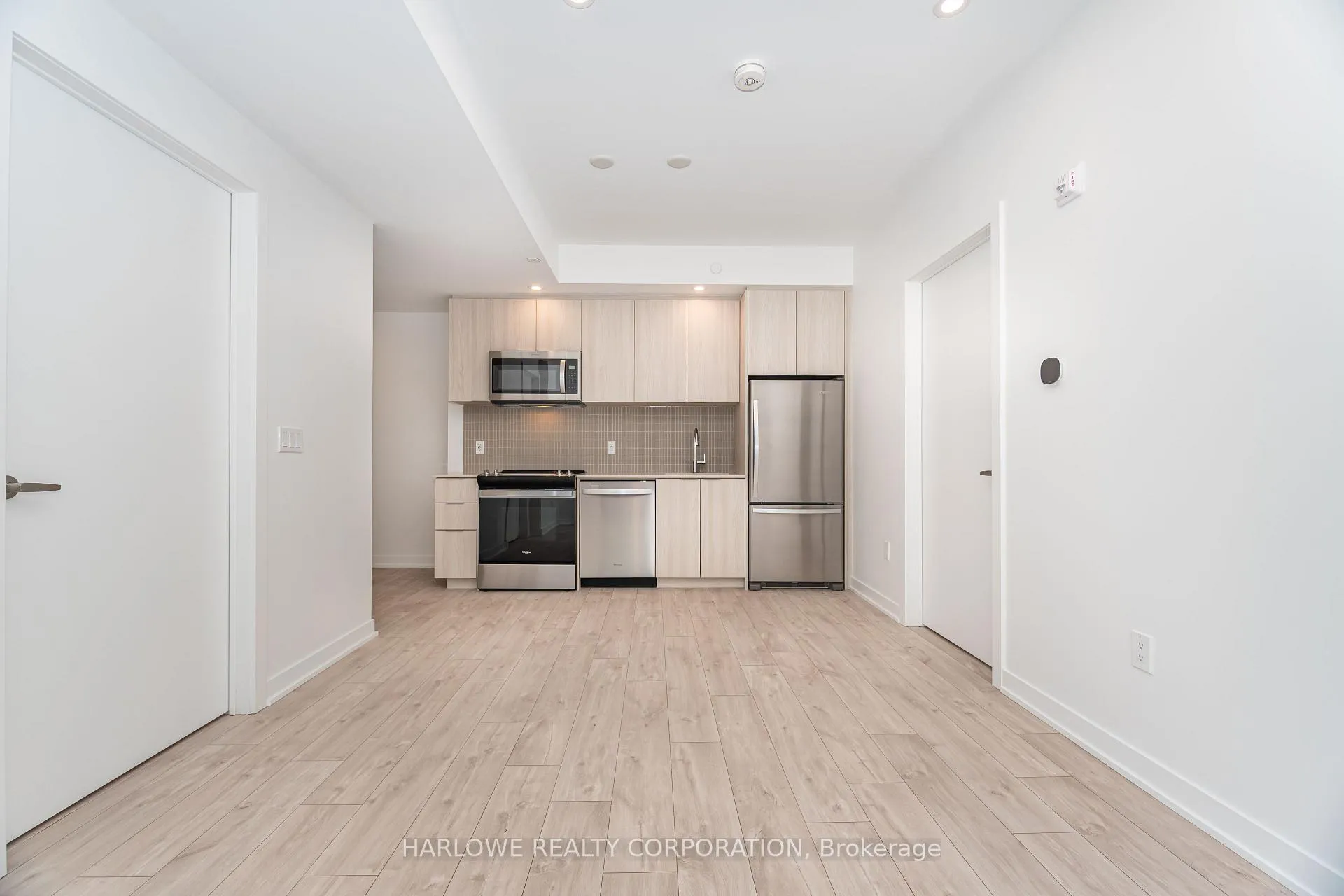 Photo 15 of Unit 303, 720 Whitlock Avenue, Milton, Cobban — HOMEH