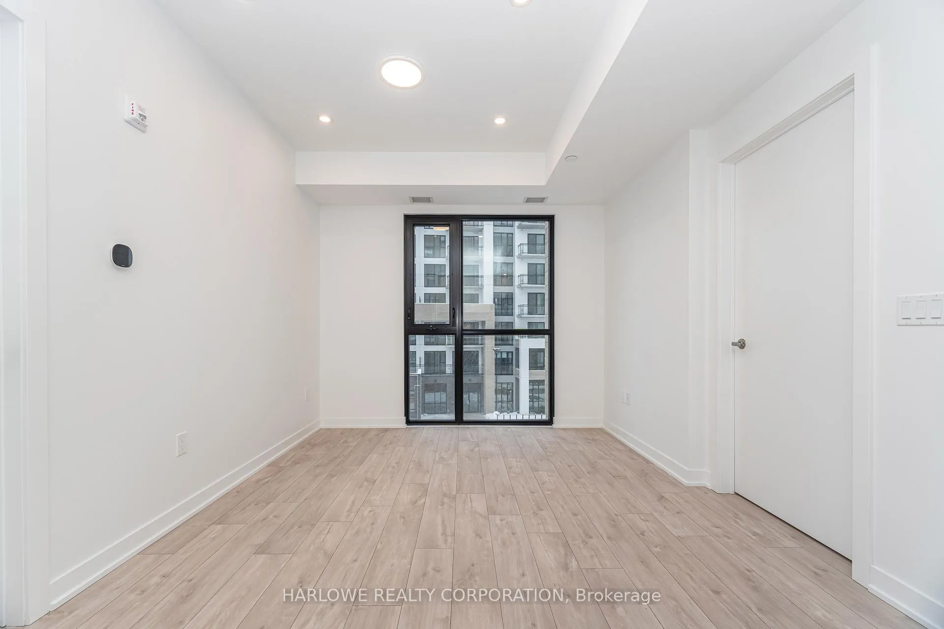 Photo 17 of Unit 303, 720 Whitlock Avenue, Milton, Cobban — HOMEH