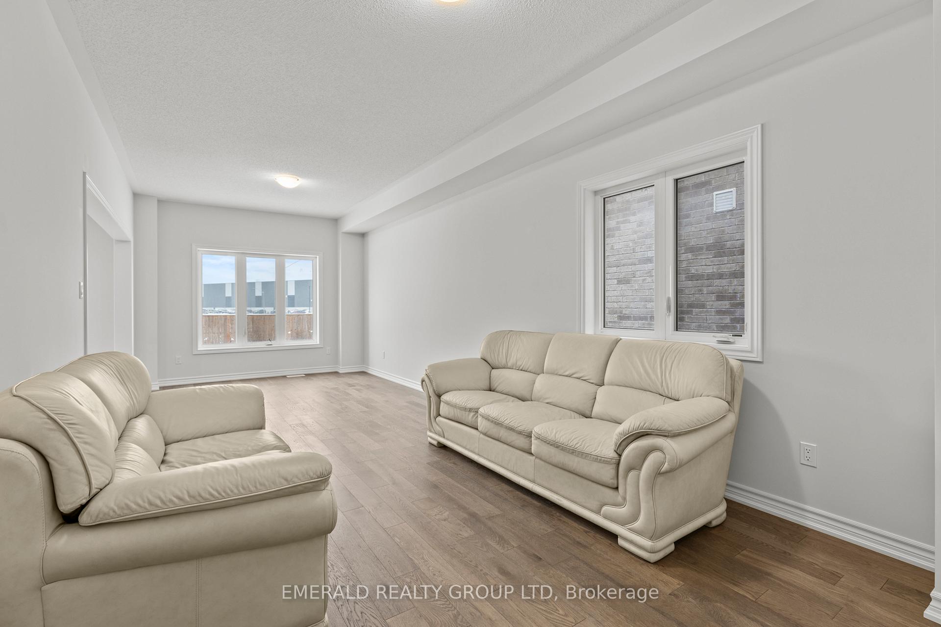 Photo 12 of 246 Palace Street, Thorold, Thorold Downtown — HOMEH