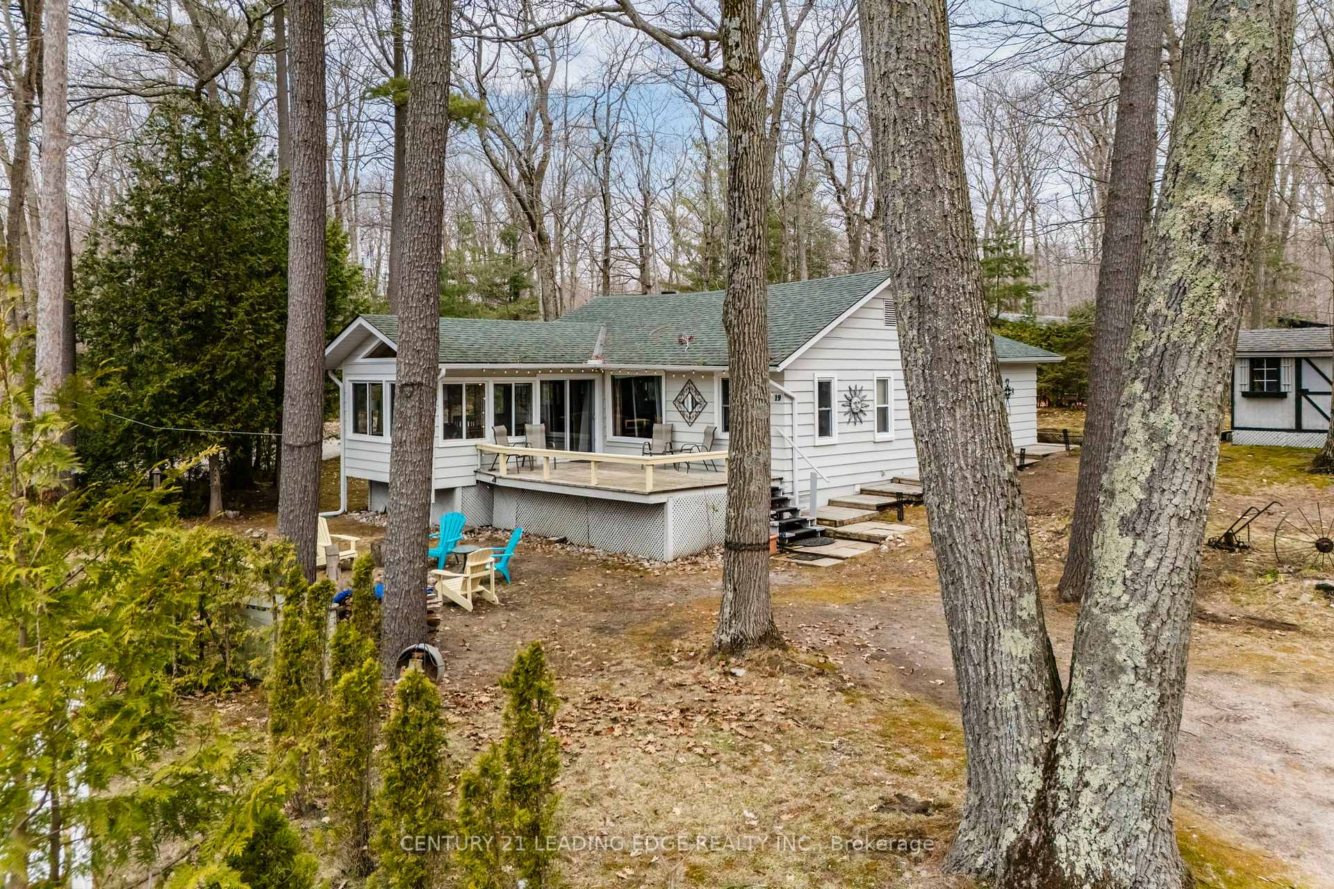 Photo 3 of 19 Beau Rivage Avenue, Tiny, Rural Tiny — HOMEH