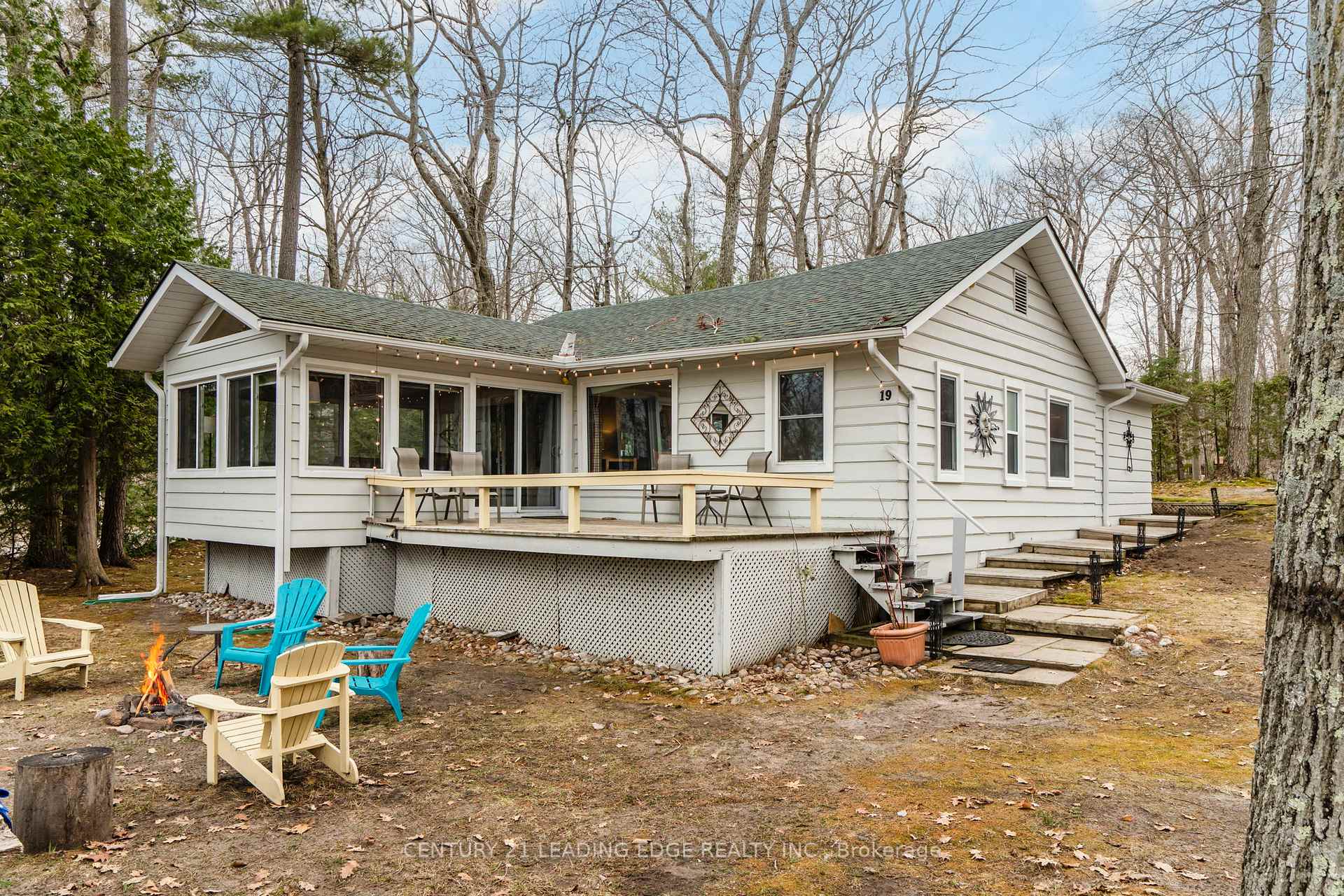 Photo 4 of 19 Beau Rivage Avenue, Tiny, Rural Tiny — HOMEH