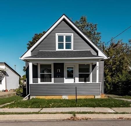 Photo 1 of 52 Albert Street W, Thorold, Thorold Downtown — HOMEH