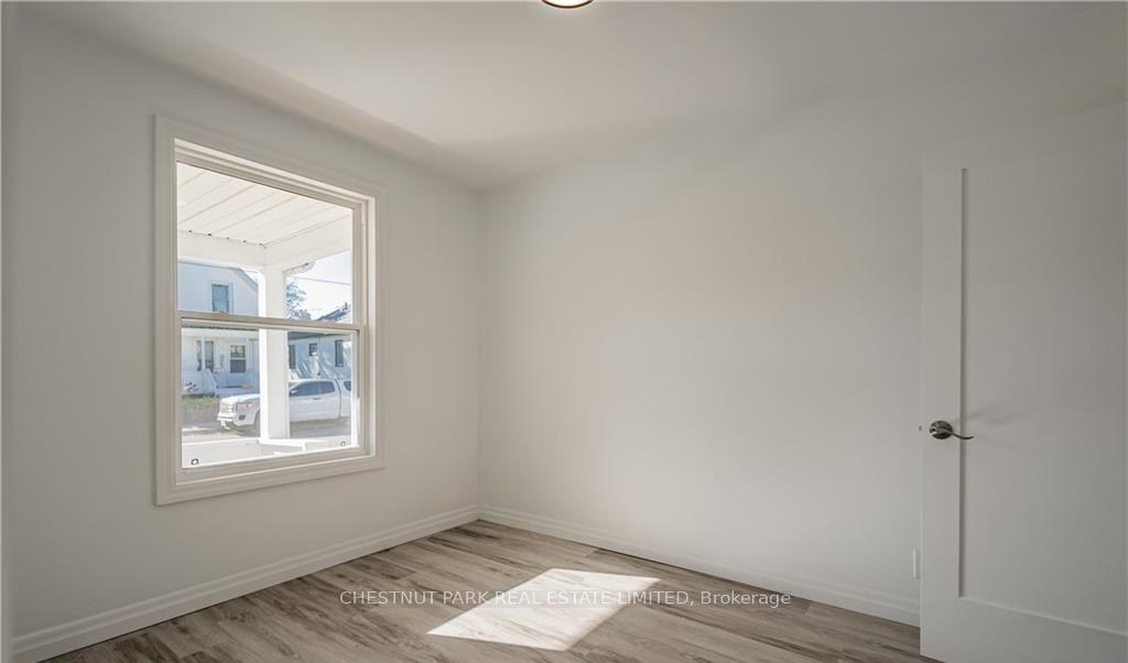 Photo 12 of 52 Albert Street W, Thorold, Thorold Downtown — HOMEH