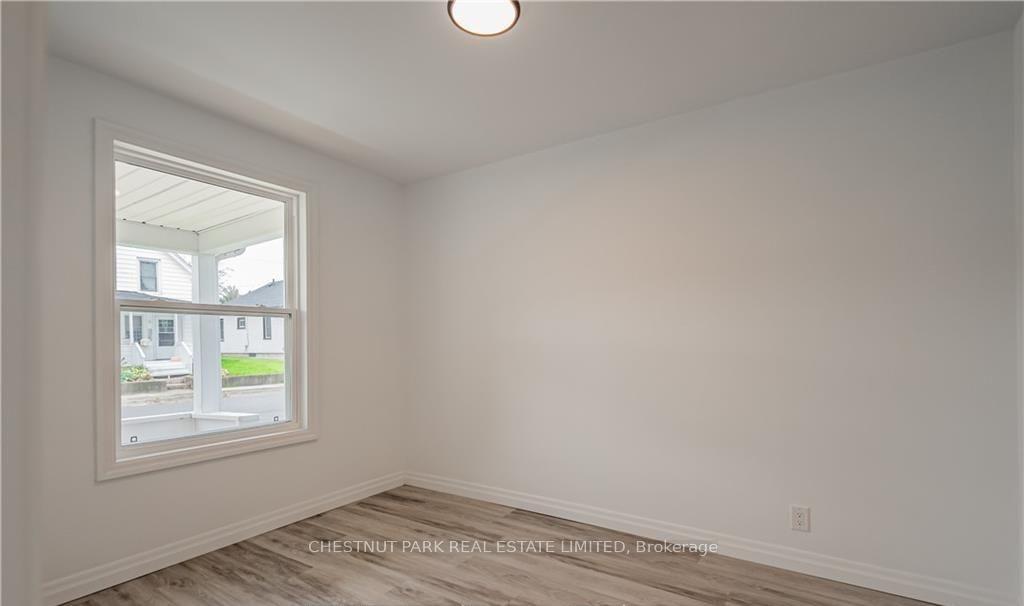 Photo 15 of 52 Albert Street W, Thorold, Thorold Downtown — HOMEH