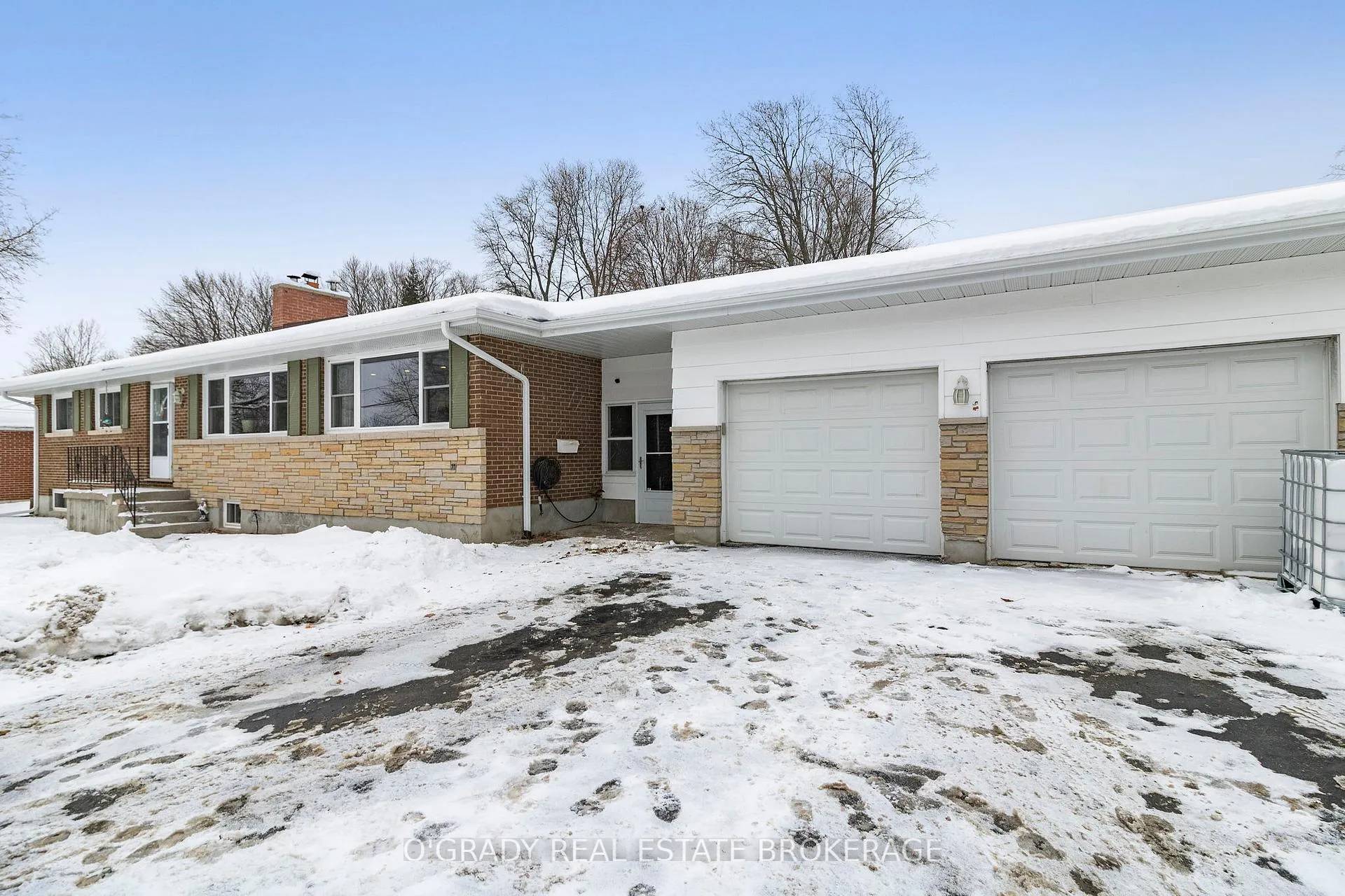 Photo 10 of 3 Davison Avenue, Brockville — HOMEH