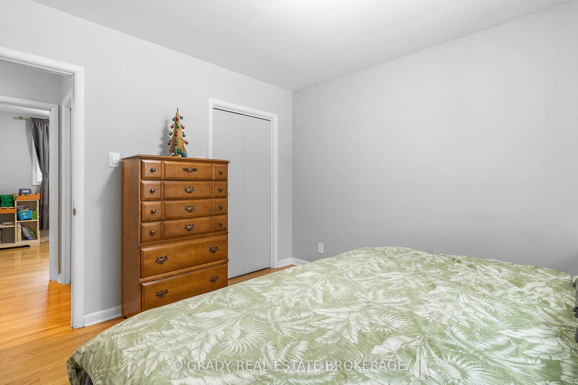 Photo 26 of 3 Davison Avenue, Brockville — HOMEH