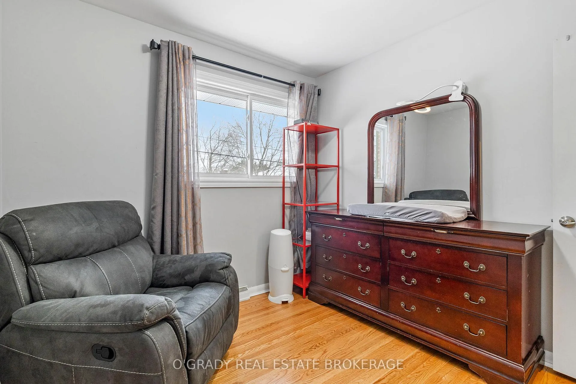 Photo 30 of 3 Davison Avenue, Brockville — HOMEH