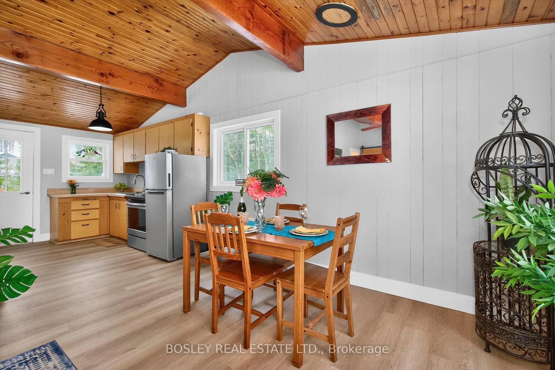 Photo 8 of 1204 Tiny Beaches Road N, Tiny, Rural Tiny — HOMEH