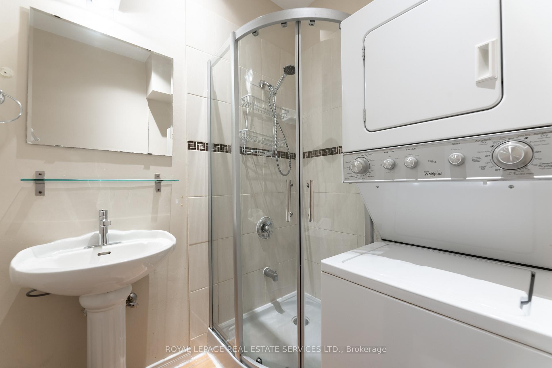 Photo 3 of Unit 2, 1132 Yonge Street, Toronto, The Annex — HOMEH