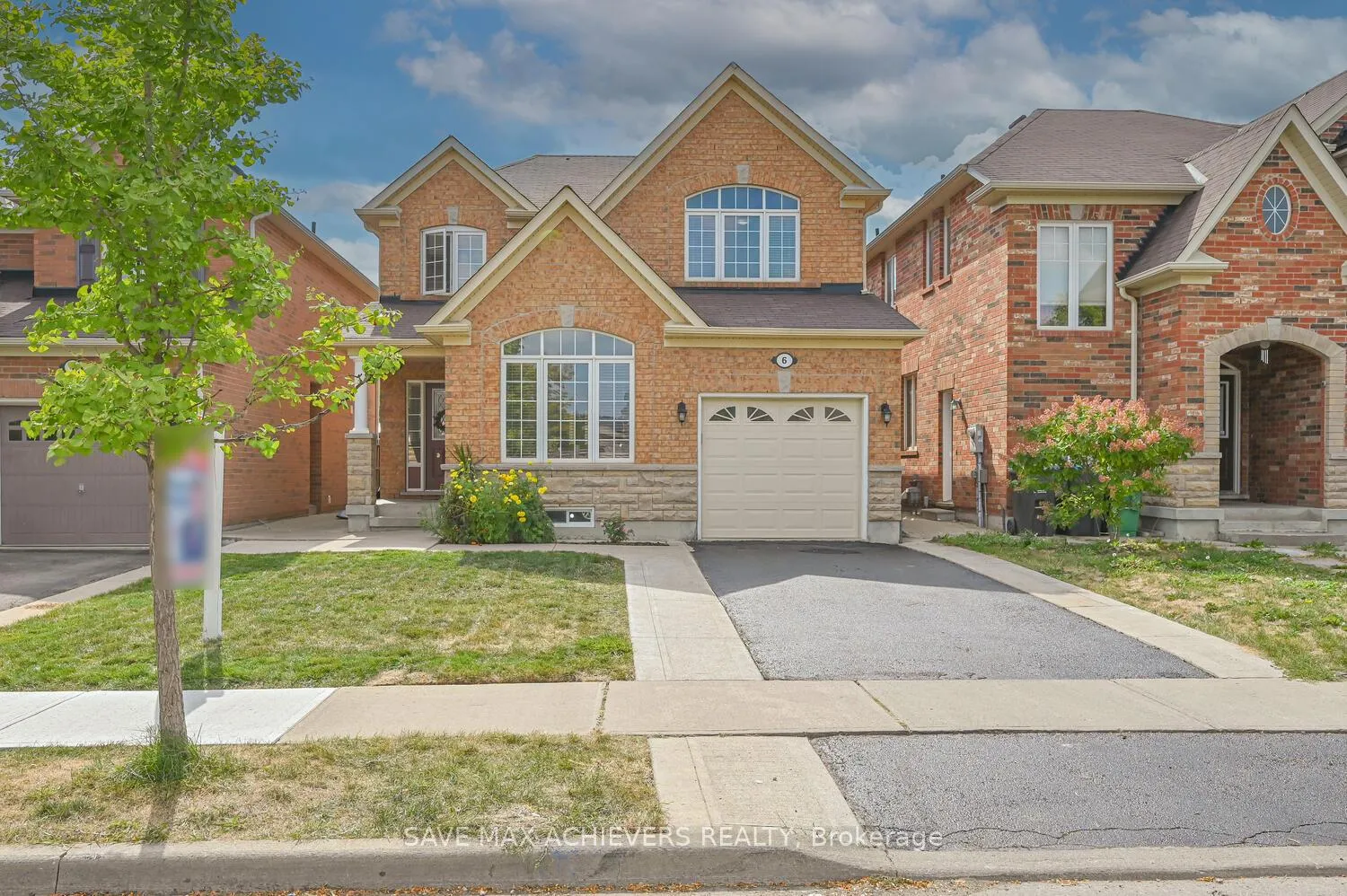 Photo 1 of 6 Seascape Crescent, Brampton, Bram East — HOMEH