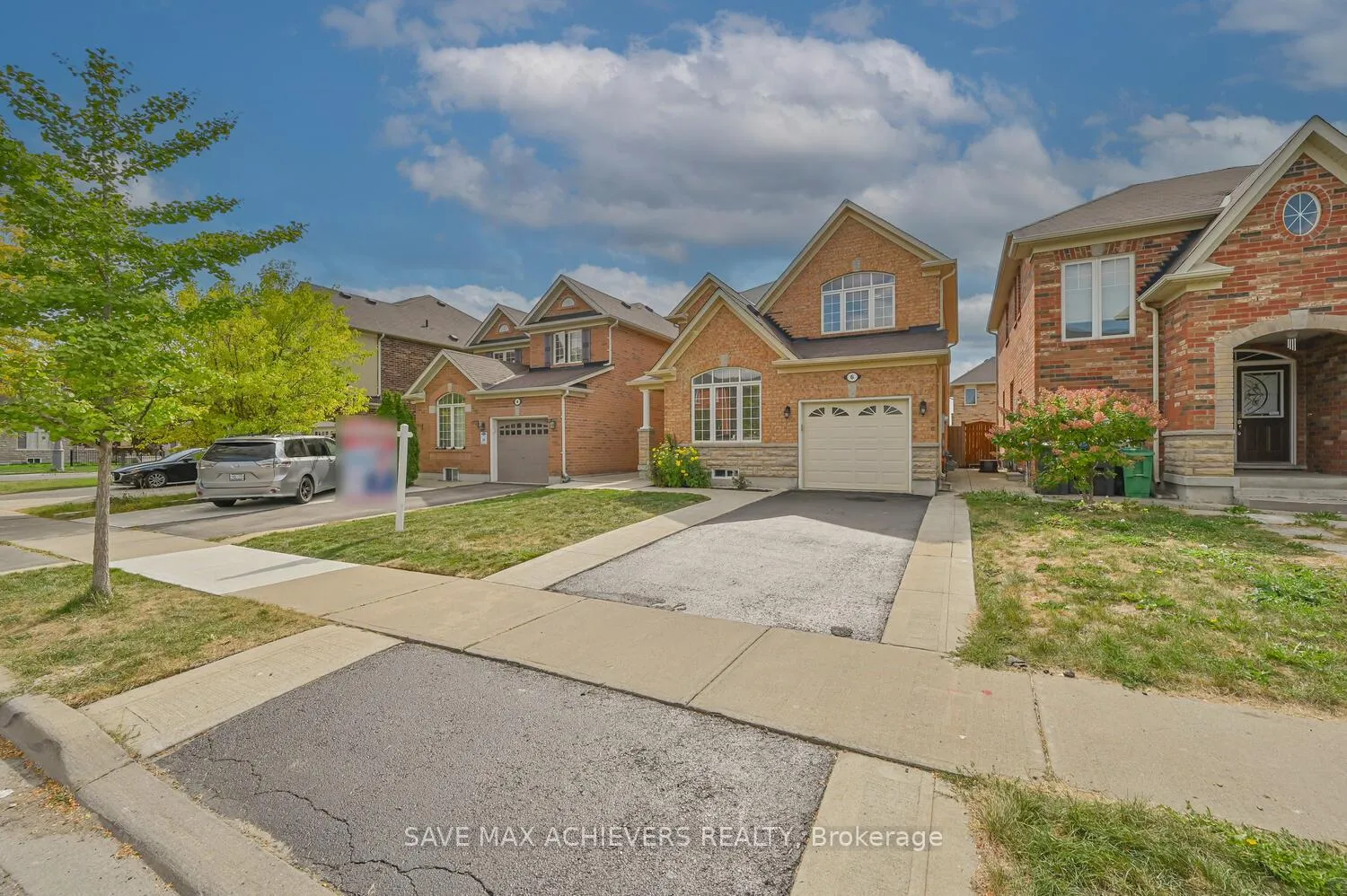 Photo 3 of 6 Seascape Crescent, Brampton, Bram East — HOMEH