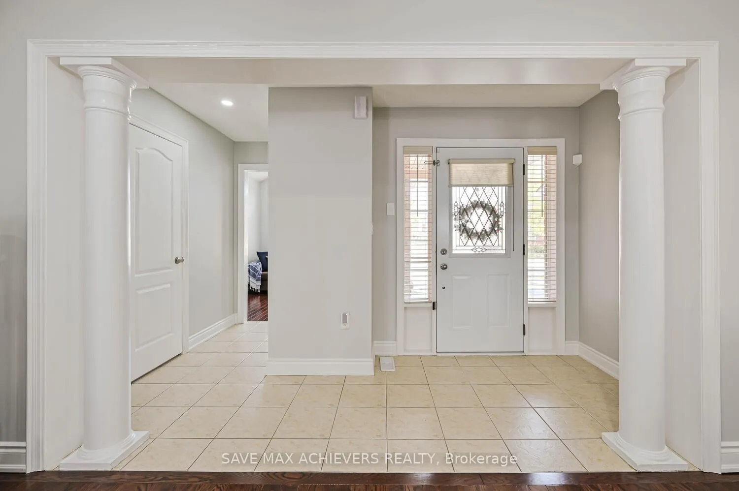 Photo 6 of 6 Seascape Crescent, Brampton, Bram East — HOMEH