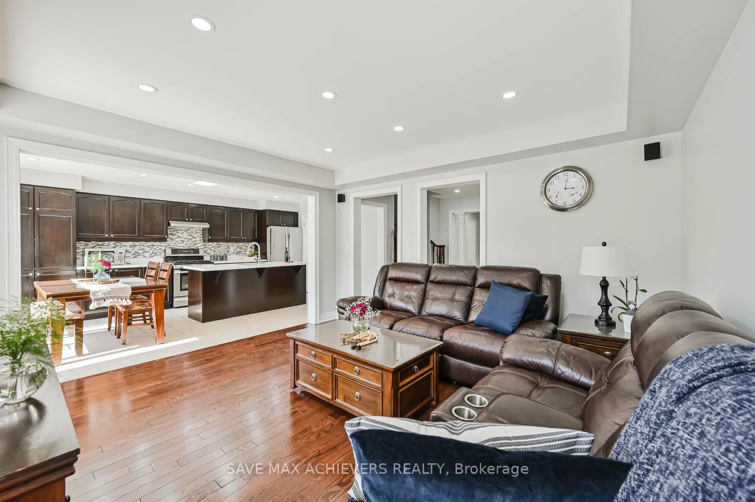 Photo 11 of 6 Seascape Crescent, Brampton, Bram East — HOMEH