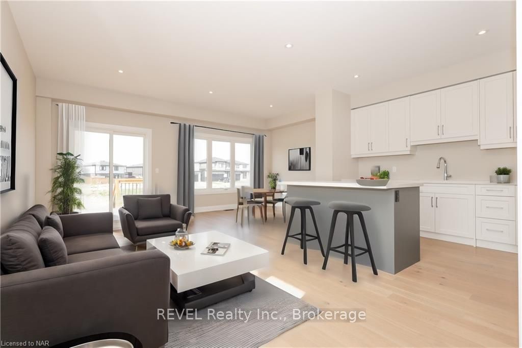 Photo 9 of 110 Elvira Way, Thorold, Rolling Meadows — HOMEH