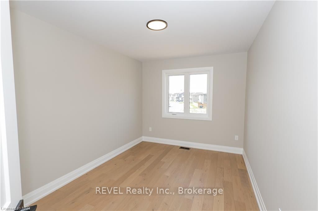 Photo 21 of 110 Elvira Way, Thorold, Rolling Meadows — HOMEH