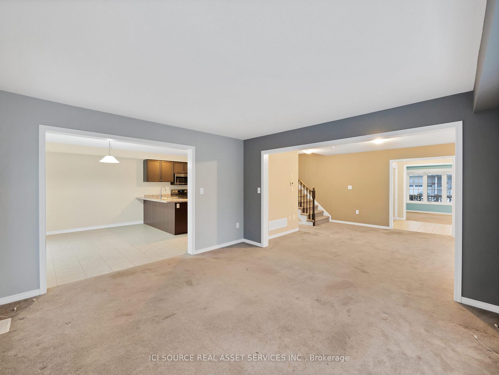 Photo 3 of 26 Cloy Drive, Thorold, Hurricane/Merrittville — HOMEH