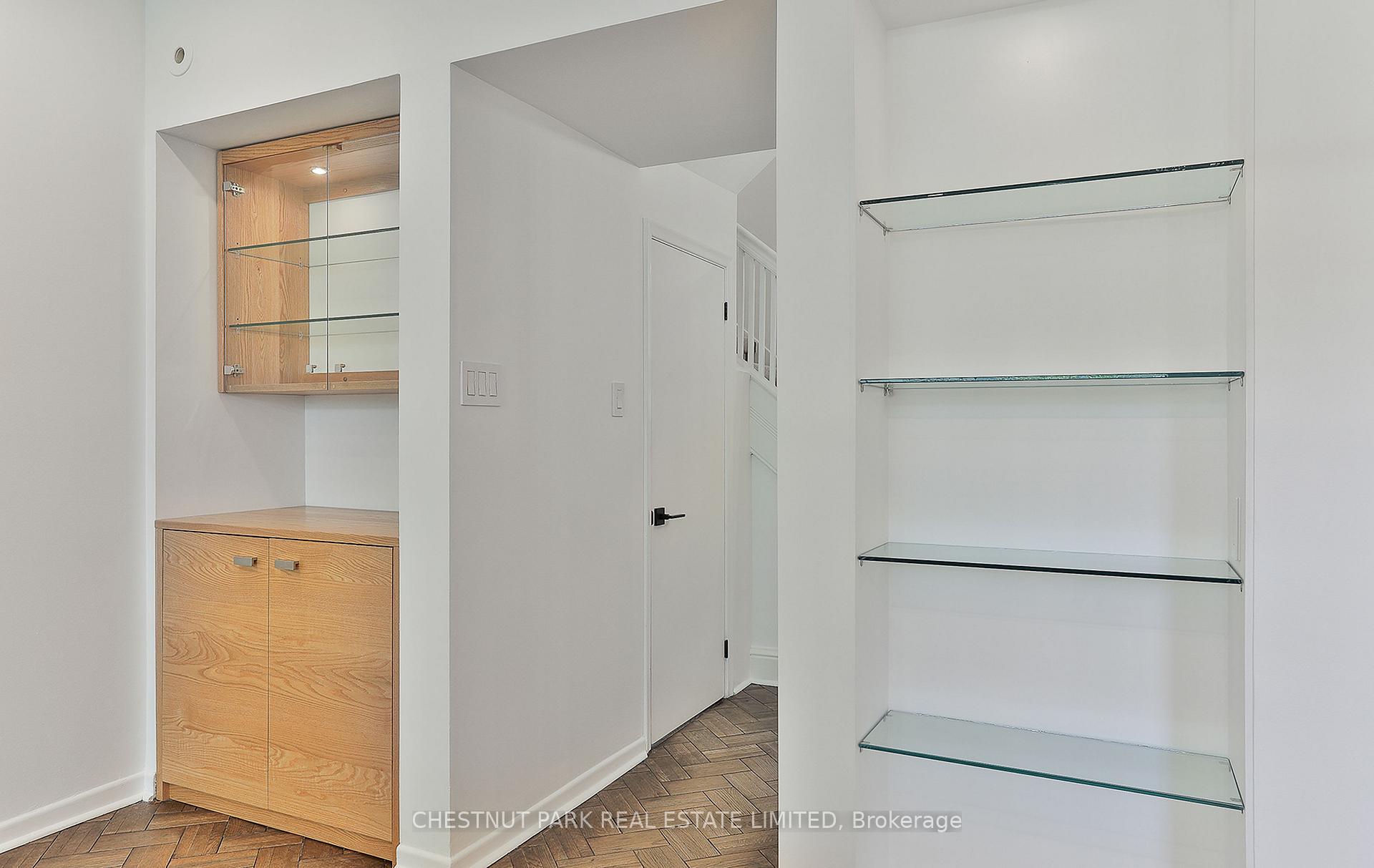 Photo 11 of 70 Roxborough Street W, Toronto, The Annex — HOMEH