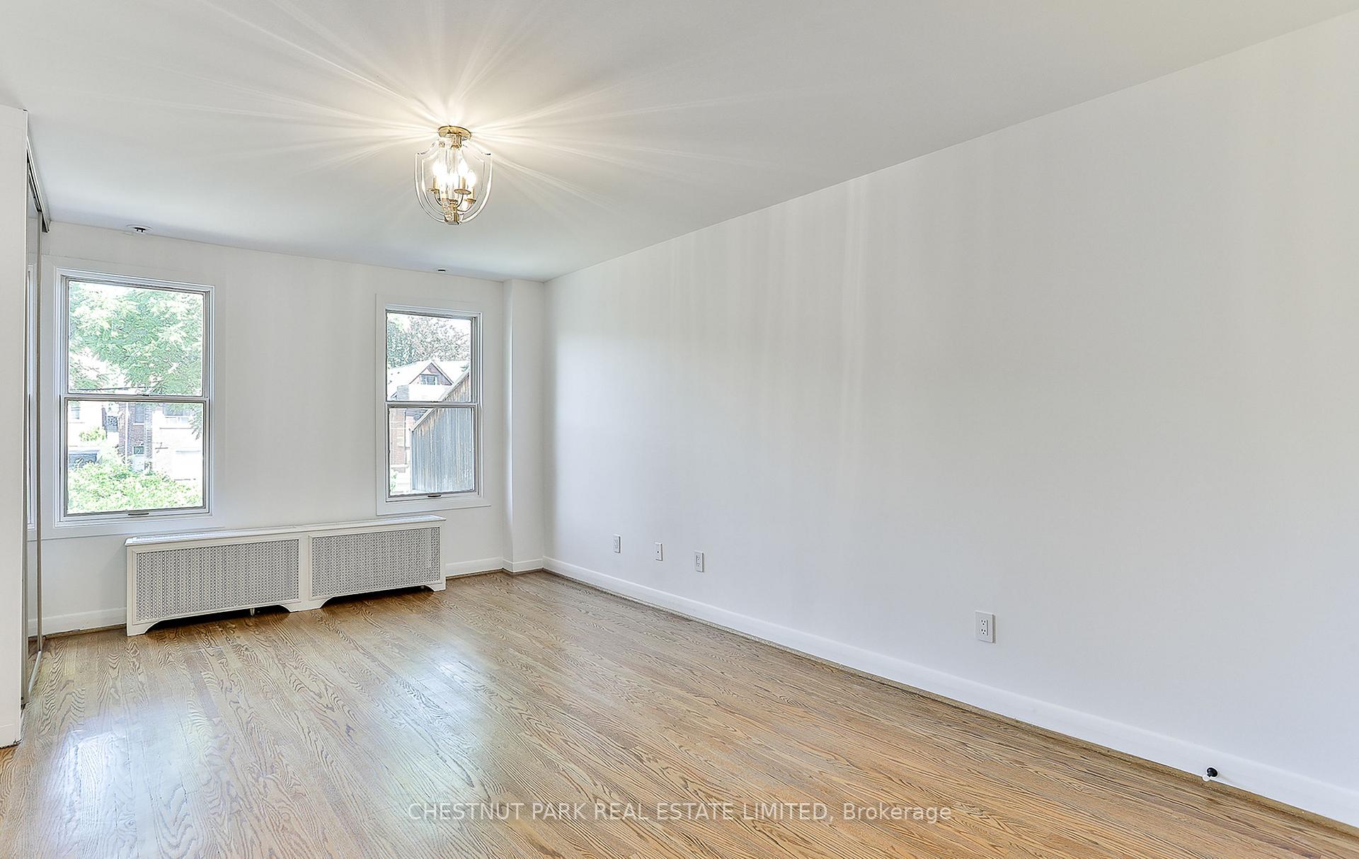 Photo 23 of 70 Roxborough Street W, Toronto, The Annex — HOMEH