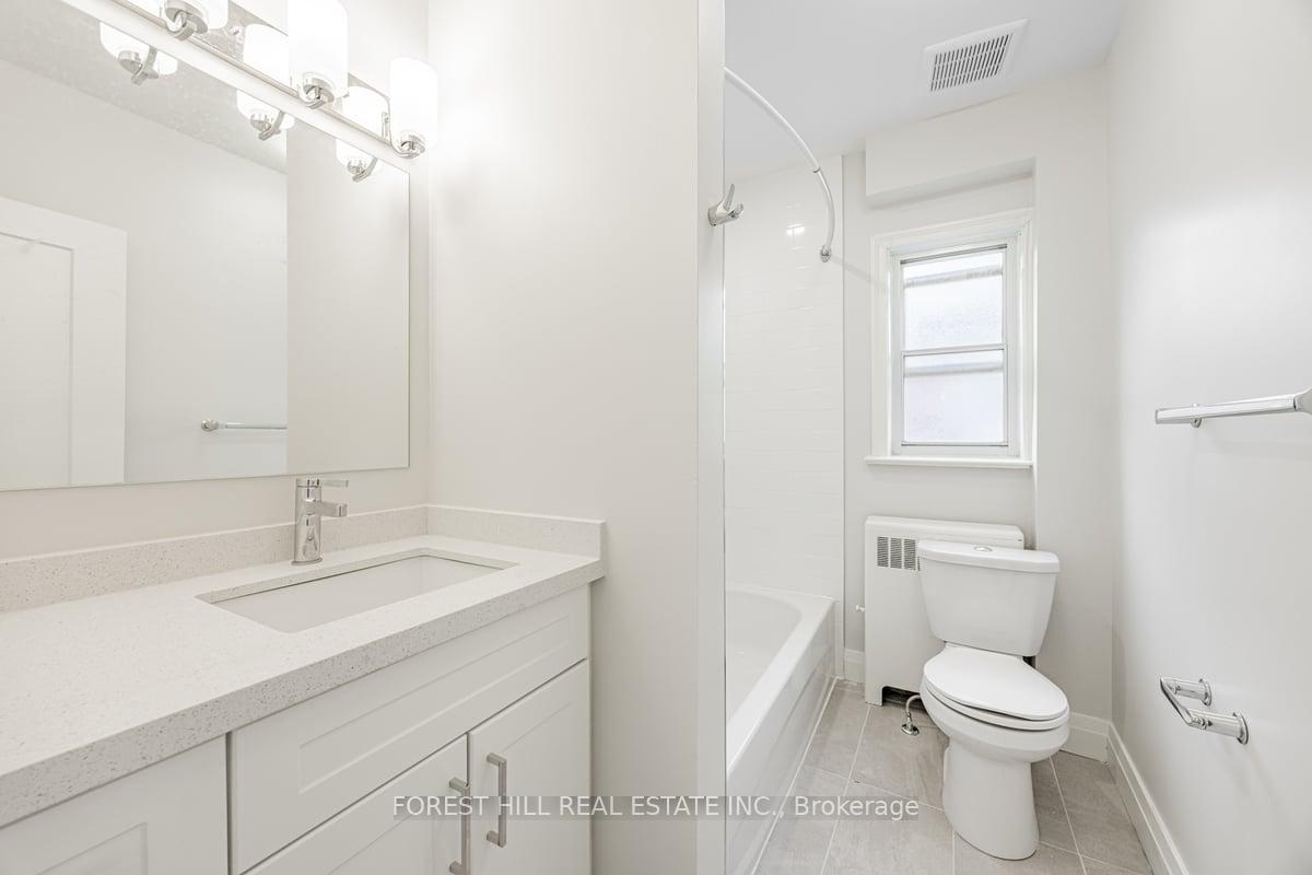 Photo 13 of Unit 4, 11 Markdale Avenue, Toronto, Humewood-Cedarvale — HOMEH