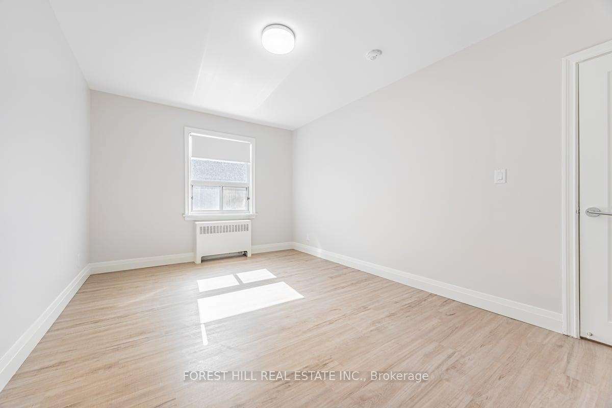 Photo 17 of Unit 4, 11 Markdale Avenue, Toronto, Humewood-Cedarvale — HOMEH