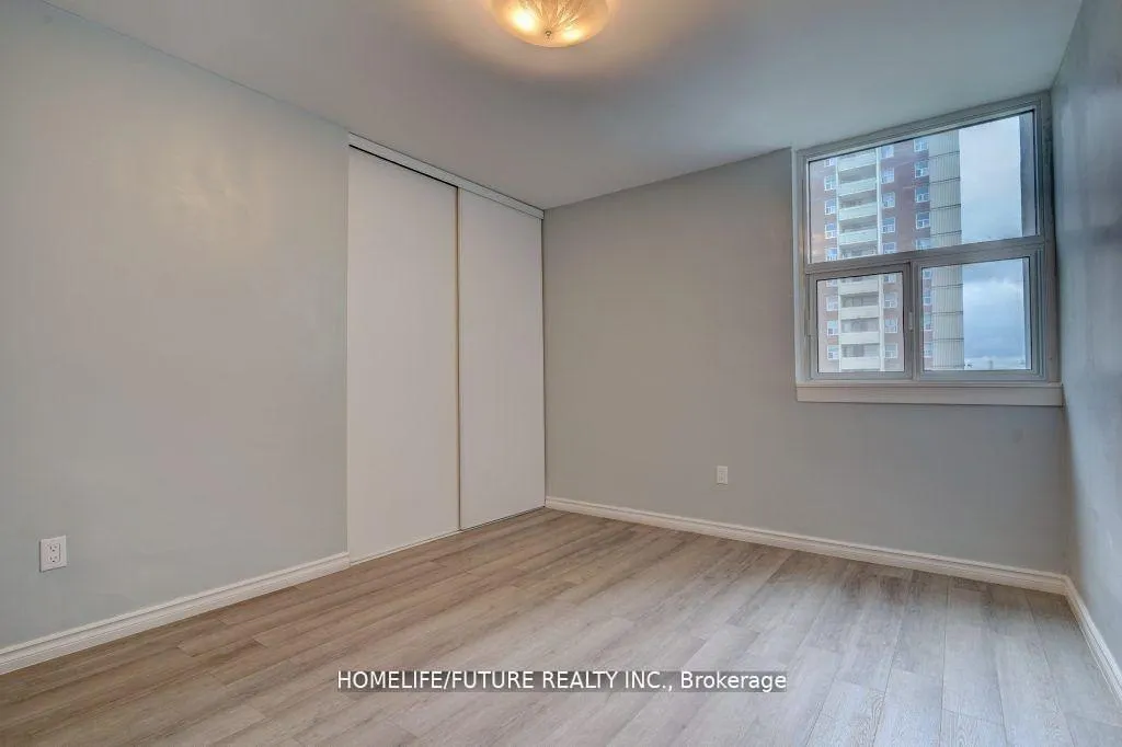 Photo 2 of Unit 2519, 5 Massey Square, Toronto, Crescent Town — HOMEH