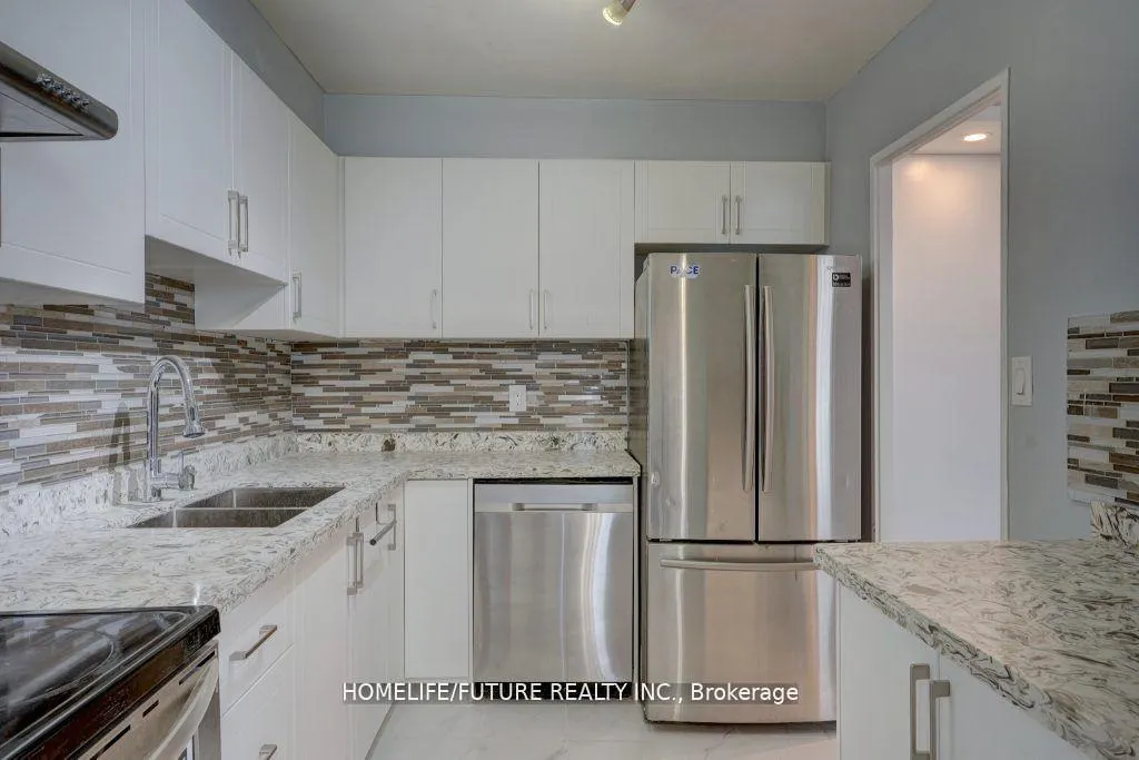 Photo 17 of Unit 2519, 5 Massey Square, Toronto, Crescent Town — HOMEH