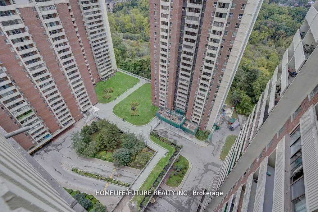 Photo 18 of Unit 2519, 5 Massey Square, Toronto, Crescent Town — HOMEH