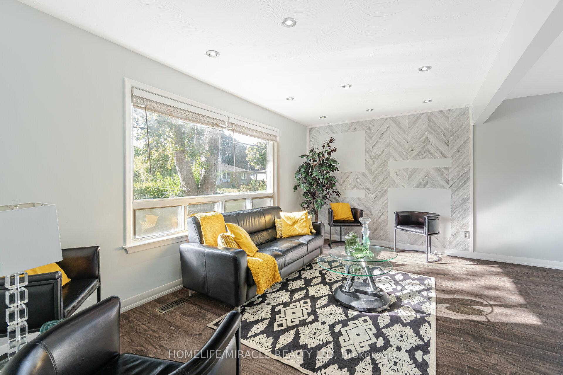 Photo 7 of 98 Nelson Street, Scarborough, Woburn — HOMEH