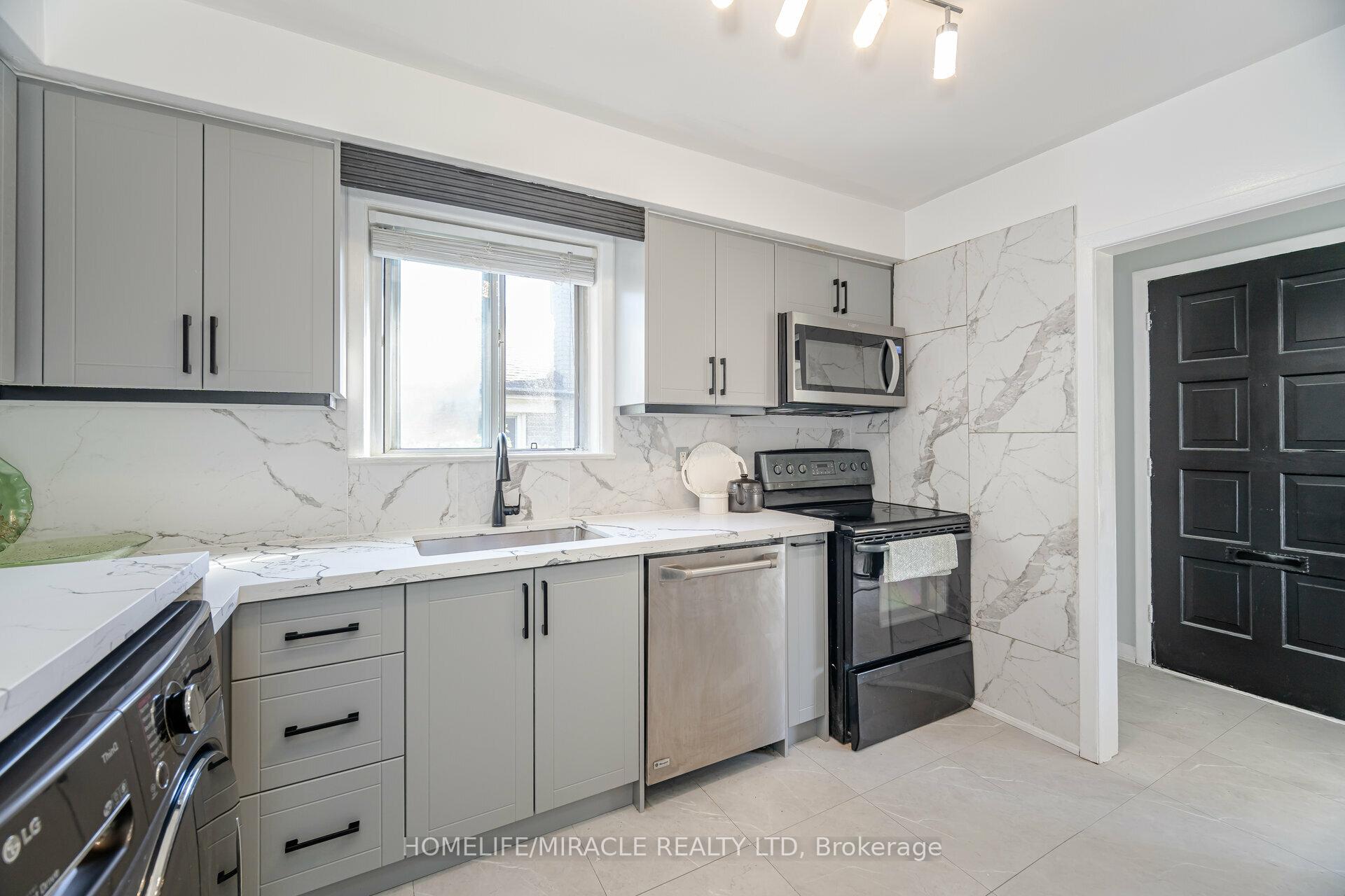 Photo 13 of 98 Nelson Street, Scarborough, Woburn — HOMEH
