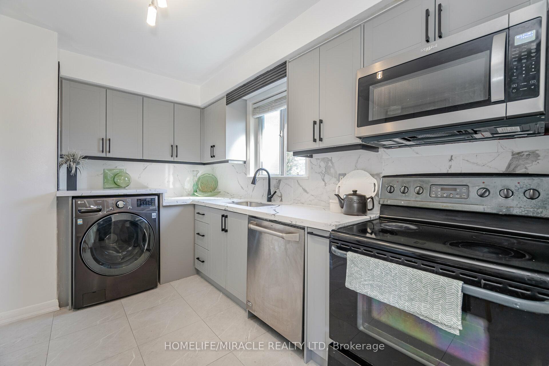Photo 14 of 98 Nelson Street, Scarborough, Woburn — HOMEH