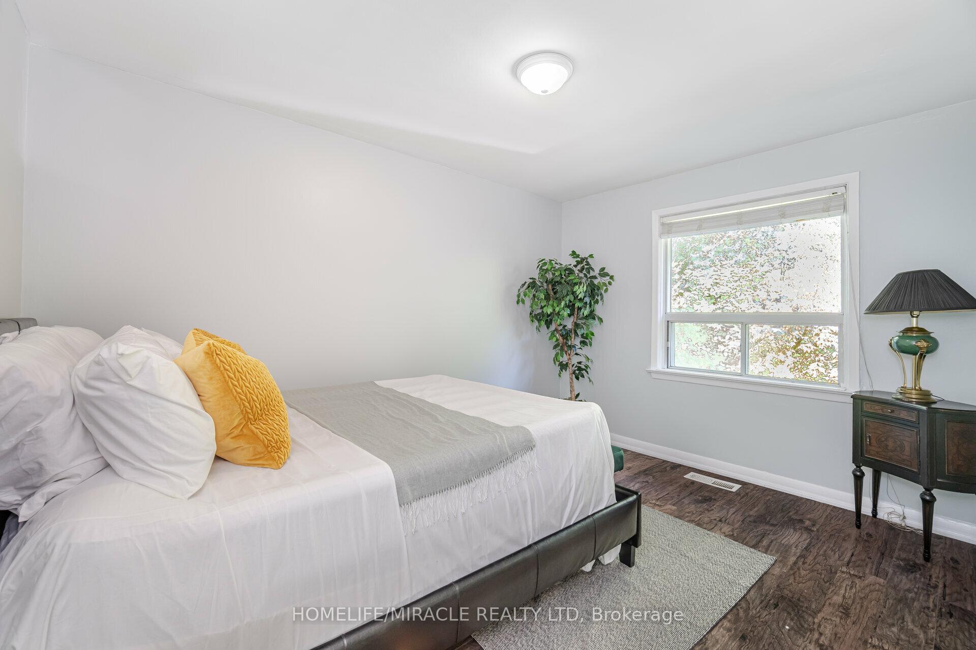 Photo 16 of 98 Nelson Street, Scarborough, Woburn — HOMEH