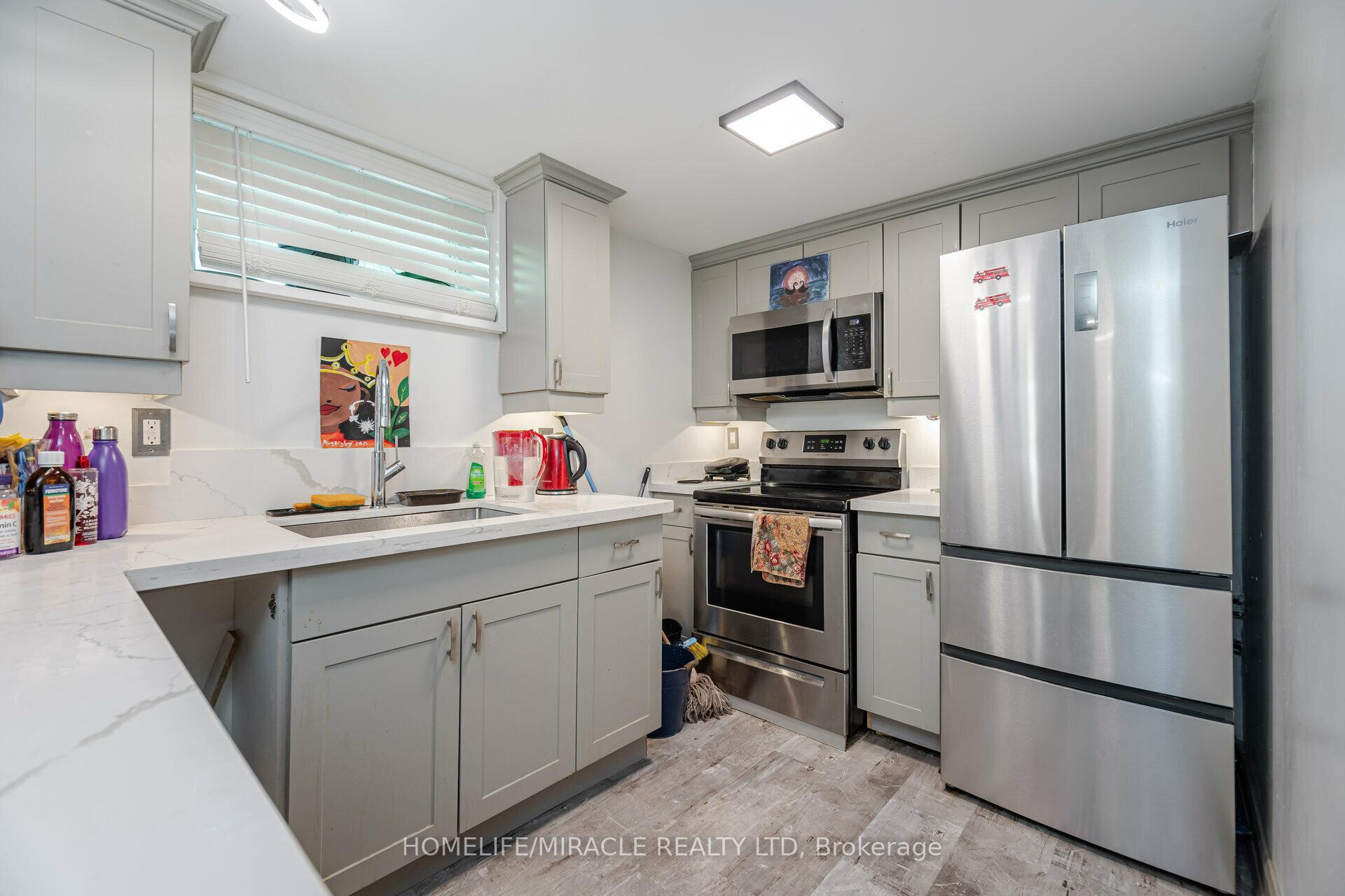 Photo 33 of 98 Nelson Street, Scarborough, Woburn — HOMEH