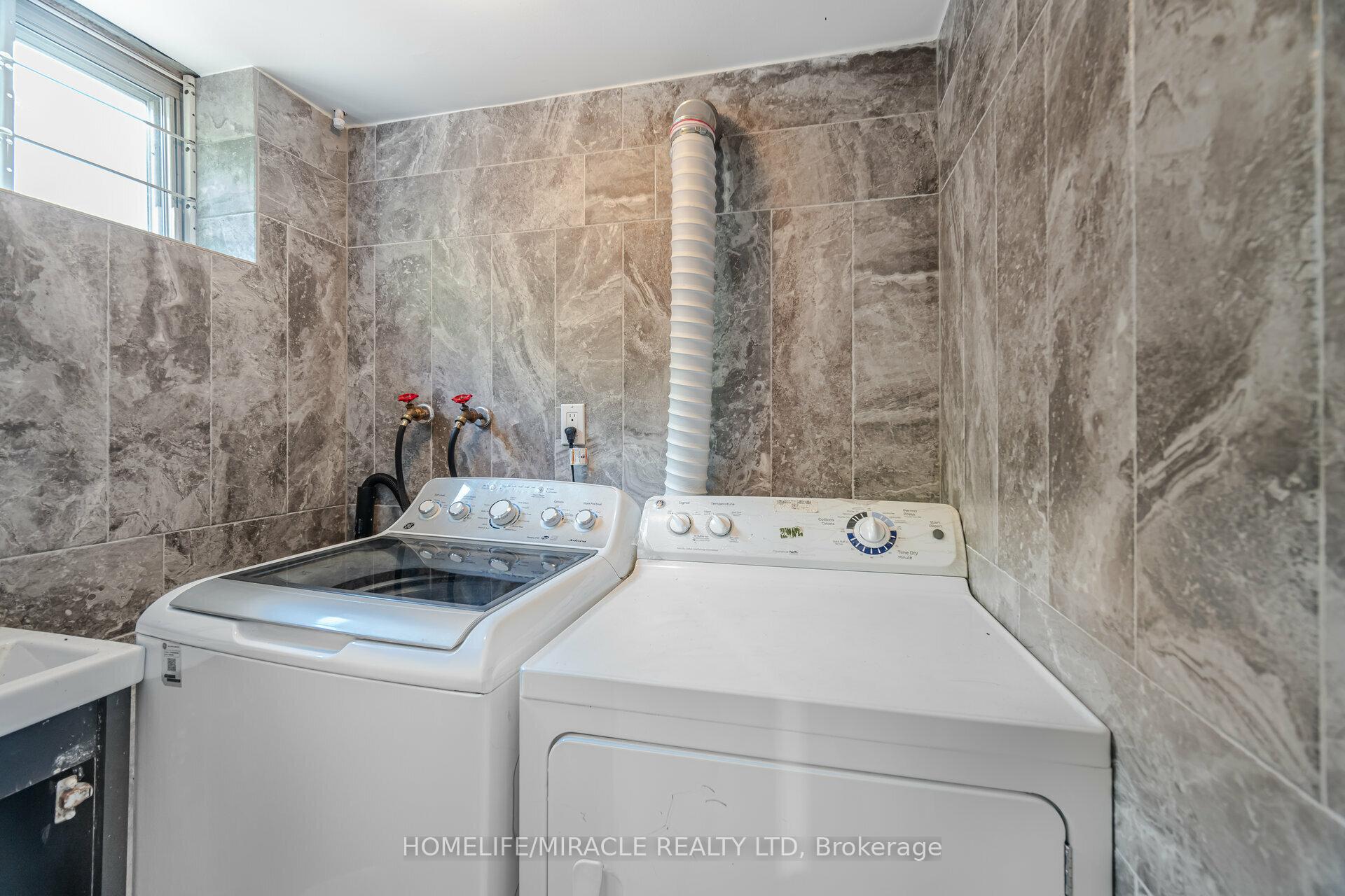 Photo 41 of 98 Nelson Street, Scarborough, Woburn — HOMEH