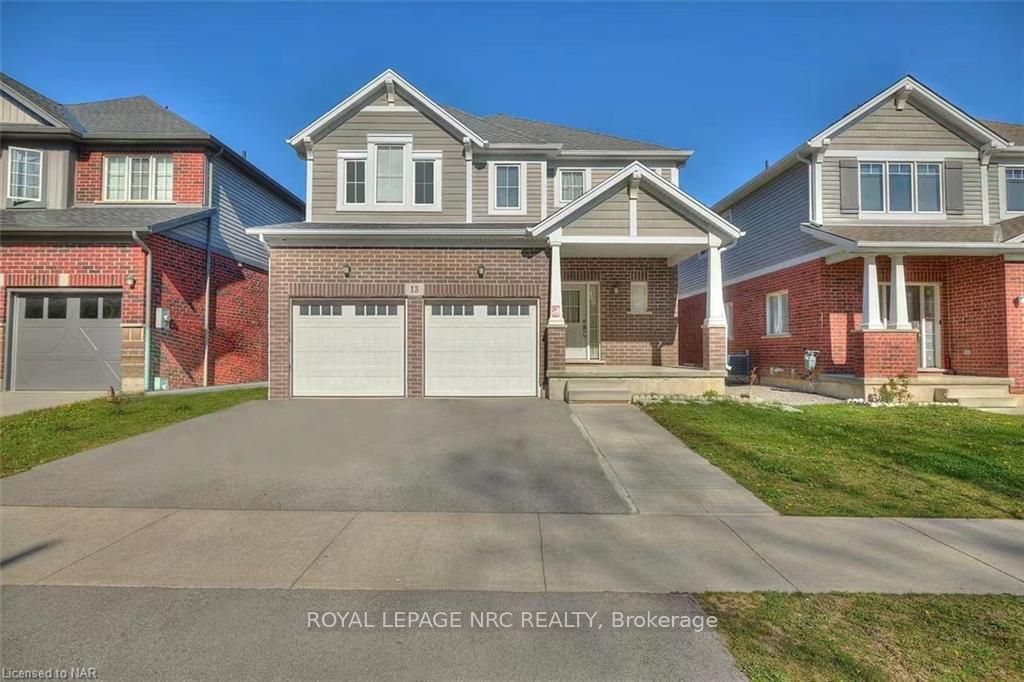 Photo 2 of 13 Winterberry Blvd, Thorold, Confederation Heights — HOMEH