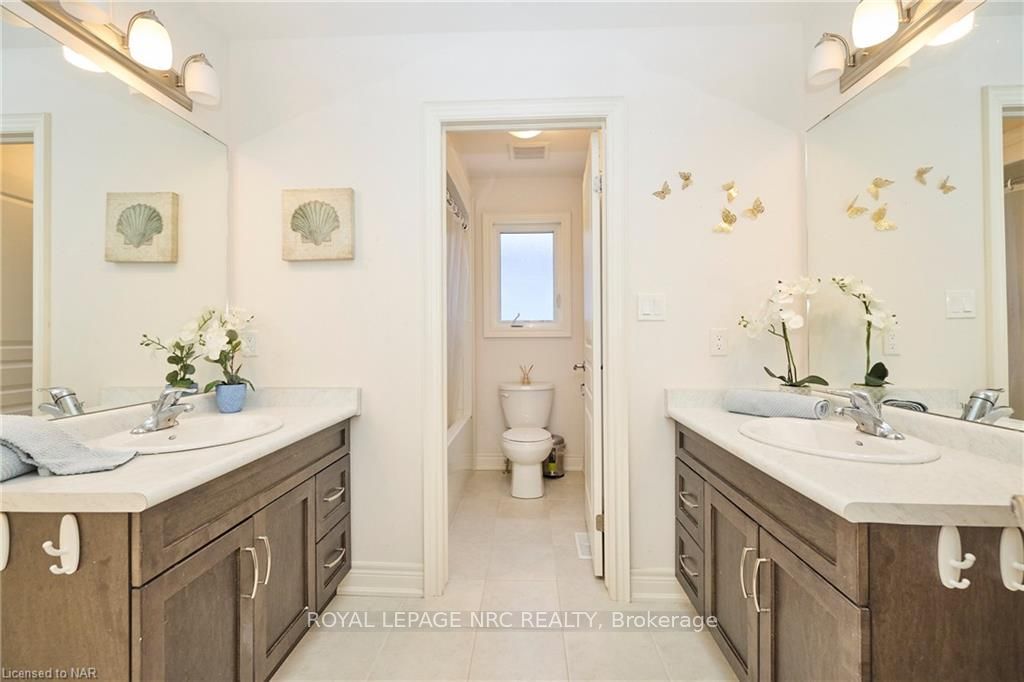 Photo 27 of 13 Winterberry Blvd, Thorold, Confederation Heights — HOMEH