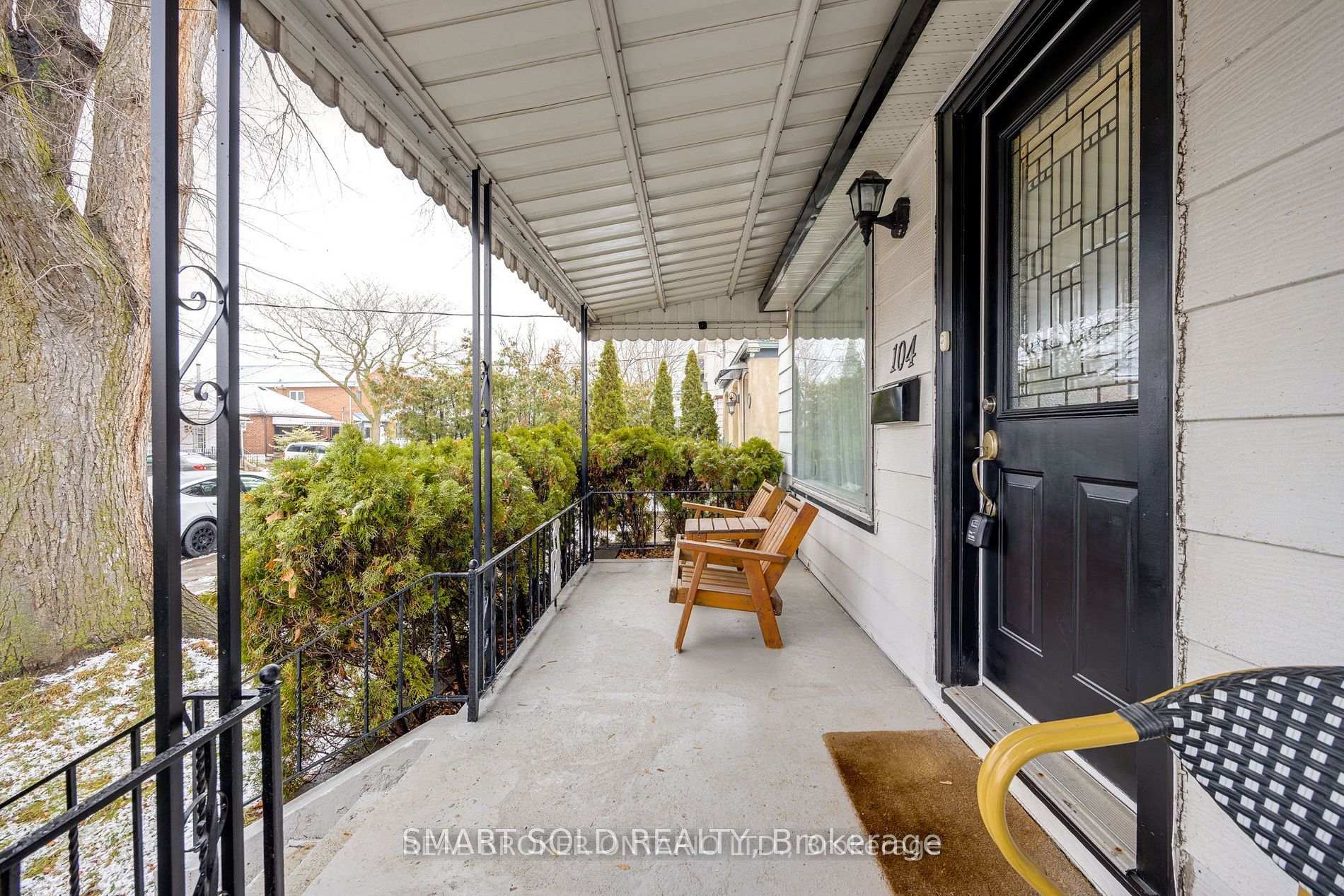 Photo 3 of 104 Cadorna Avenue, Toronto, East York — HOMEH