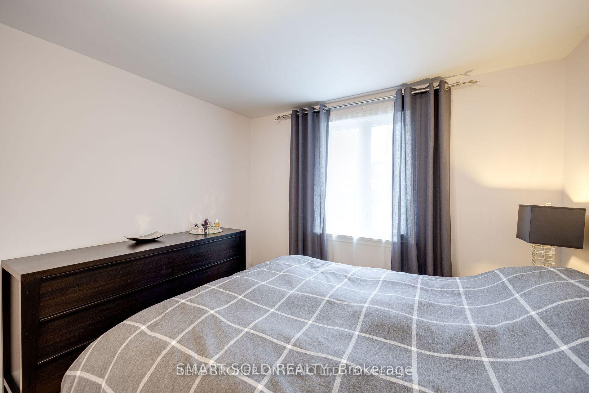 Photo 11 of 104 Cadorna Avenue, Toronto, East York — HOMEH
